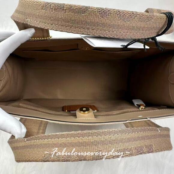 Coach Smith Tote Bag Crossbody In Canvas/Gold/Dark Natural Multi CAK93 NWT - Picture 7 of 8